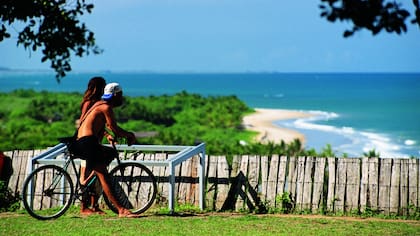 Praia do Espelho es una playa tranquila con piletones naturales
