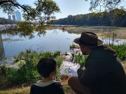 Desde Vida Silvestre realizan actividades de ciencia ciudadana en la Reserva Ecolgica Costanera Sur para fomentar la participacin de jvenes y conectar con la naturaleza que habita las ciudades