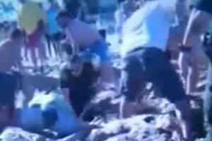Una desesperada llamada al 911 y una escena de terror: qué se sabe de la muerte de la niña enterrada en la arena en Florida