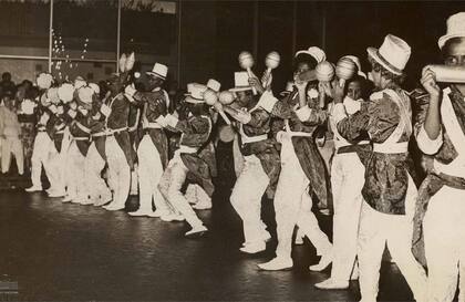Desfile de Mocidade Independente de Padre MIguel en el año1962.