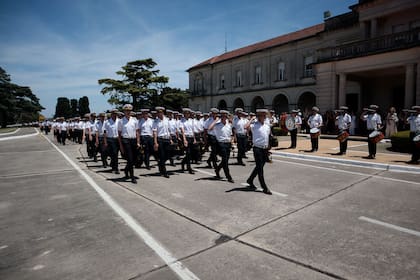 Desfile de salida de franco del Cuerpo de Cadetes, en el CMN