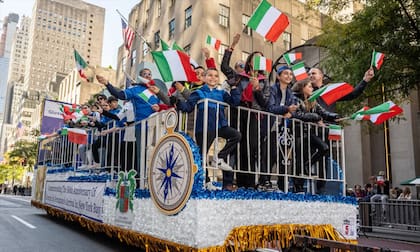 Desfile en celebración del Columbus Day, resaltan la herencia italiana en América (Embajada de Italia en EE.UU.)