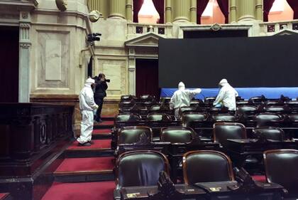 La Cámara de Diputados fue desinfectada después del caso confirmado de Covid-19