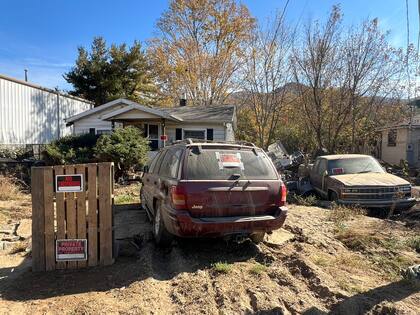 Desolación en Swannanoa, Carolina del Norte, que fue arrasado por el paso de Helene