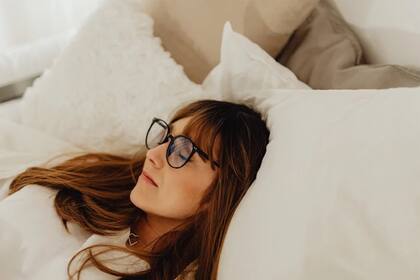 Despertarse durante la madrugada afecta al descanso (Foto Pexels)