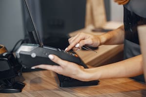 Despidieron a una empleada con 30 años de antigüedad por no pagar un detergente