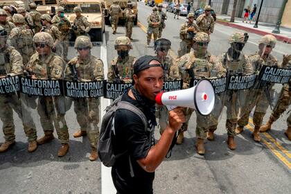 Despliegue Militar en Los Ángeles California