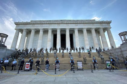 El Lincoln Memorial se encuentra en uno de los extremos del National Mall de la capital estadounidense