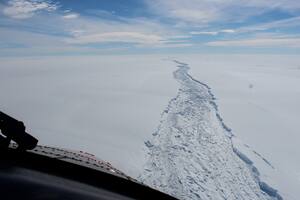 En fotos: las imágenes del iceberg que se desprendió en la Antártida