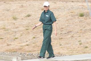 Tras cumplir su condena, Felicity Huffman se prepara para seguir con su vida