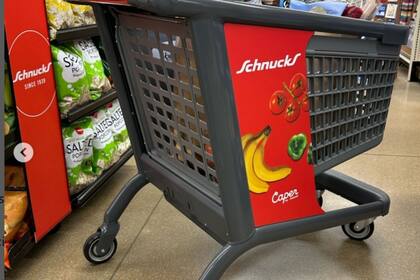 Después de escuchar los comentarios de nuestros clientes aumentamos el límite de autopago de 10 a 15 artículos en todas las tiendas, detallaron desde Schnucks. (IG Schnucks)