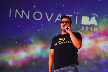 Después de estudiar dos meses en la Singularity University de la NASA y Google, Fredi Vivas lanzó su propio emprendimiento de análisis de datos