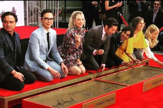 Los actores de The Big Bang Theory inmortalizaron sus manos en el teatro Chino