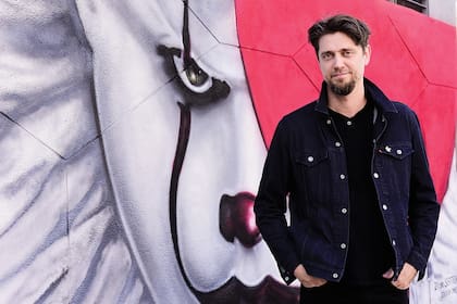 Después de la segunda parte de It, Muschietti dirigirá la nueva Robotech