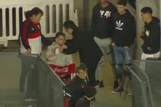 El conmovedor abrazo de Gallardo a Peña después de la grave de lesión