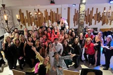 ¿Quién no quiso colarse en un casamiento? Así es la fiesta inmersiva que fusiona ritos, humor, gastronomía y baile