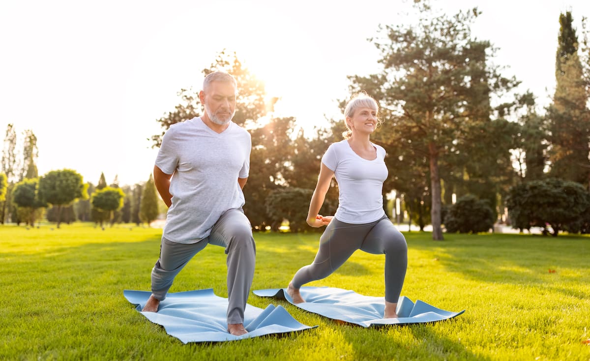 Para mayores de 70: cómo entrenar de forma segura y qué ejercicios evitar, según expertos