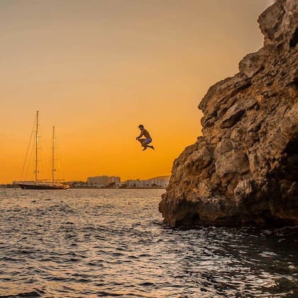 Después de muchas temporadas en Punta del Este, Mar del Plata, Buenos Aires e Ibiza volvió a Mar del Plata