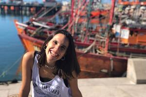 Después de muchos años de mal humor producto de su enfermedad, Agustina sonríe y disfruta del día a día.