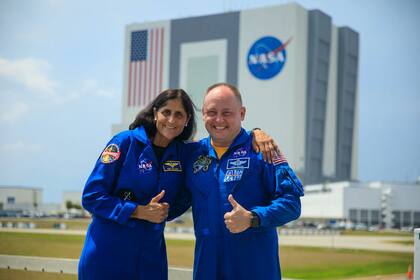Después de pasar nueve meses a bordo de la Estación Espacial Internacional (ISS), los astronautas de la NASA Butch Wilmore y Suni Williams finalmente regresaron a la Tierra