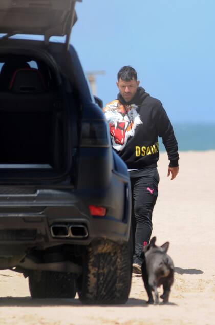 Después de probar suerte con la pesca, regresaron a su casa.