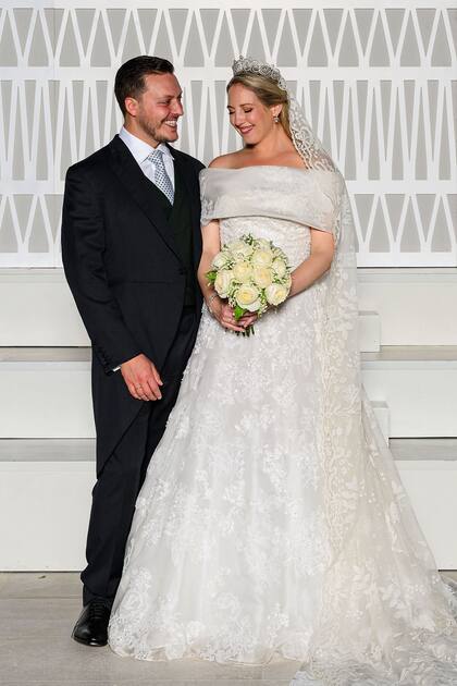 Después de seis años de espera, los novios dieron el “sí, quiero” en la catedral metropolitana de Atenas.