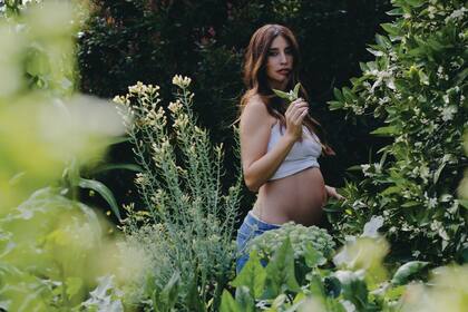 Después de una breve escala en París, Agustina regresó a Buenos Aires y celebró en la intimidad de su hogar, su 39 cumpleaños.