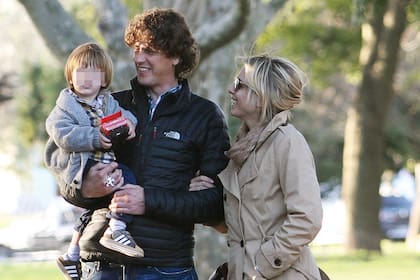 Después de una semana cargada de trabajo –ella, con las grabaciones de Guapas, y él, con su intensa actividad política–, se encontraron con el abuelo Guillermo, que vino desde Miami