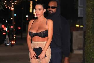 Tras el escándalo en los Grammy, otros vestidos polémicos que lució Bianca Censori en público