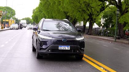 Destaca, fundamentalmente, por los bajos cosumos obtenidos gracias al sistema de motorización híbrido