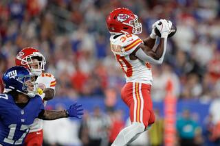 Destacado desempeño de Tyquan Thornton impulsa a los Chiefs a su primera victoria de la temporada
