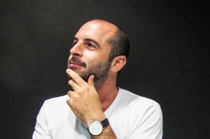 Como miembro destacado de la Young Presidents Organization (YPO) y Company A, forma parte de una red global de líderes, y su mentoría ha sido clave para guiar a la próxima generación de emprendedores.