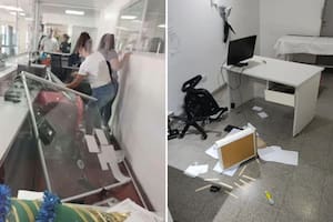 Un grupo de personas destrozó la guardia del Hospital Mercante por demoras en el traslado de una paciente