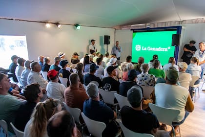 Detallaron que también se concretó un hito para el desarrollo de la cadena de valor ganadera, con la firma de una alianza estratégica con el frigorífico Arrebeef, orientada a potenciar la integración productiva, comercial e industrial entre productores, cooperativas e industrias