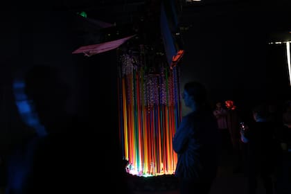 Detalle de la instalación realizada in situ por Max Hooper Schneider