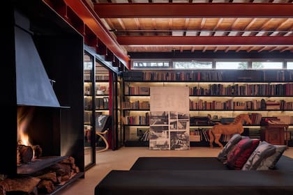 Detalle del chimenea del sótano de su casa