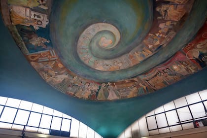 Detalle del mural de Soldi en Galerías Santa Fe