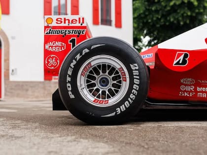 Detalles del Ferrari F2001 chasis 211 (RM Sotheby´s)