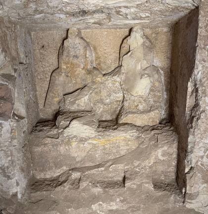 Detalles que se encuentran en el interior de la tumba de Amón-Mes. (Foto: Ministerio de Turismo y Antigüedades de Egipto)