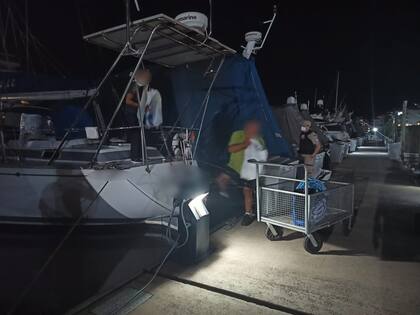 Detectan en el río un velero y un yate provenientes de Brasil y colocan en cuarentena a sus tripulantes