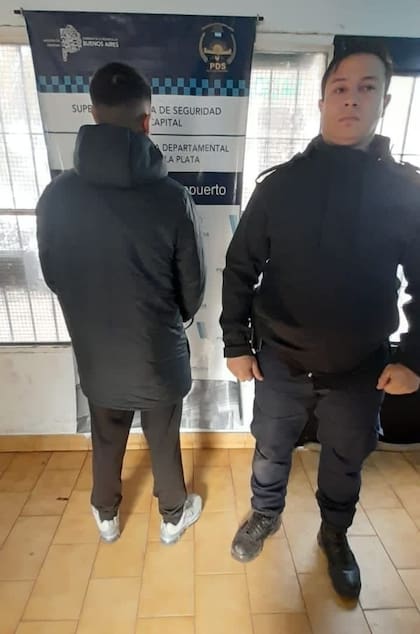 Detenido en La Plata por apuñalar a su vecino