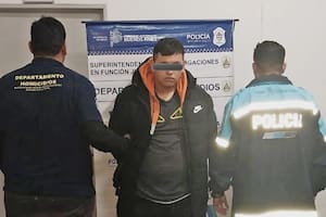 Arrestaron a un joven de 21 años y a un adolescente que tiene 15 y es inimputable