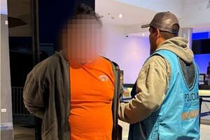 Detienen a un hombre cuando abusaba de una chica de 12 años en una sala de cine de un shopping porteño