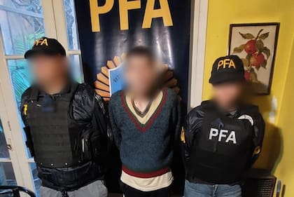 Detuvieron a dos hombres acusados de amenazar al embajador de Estados Unidos en Argentina y a su familia