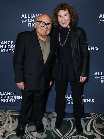 DeVito, de 80 años, y Perlman, de 77, encontraron la forma de llevarse bien, pese a haber tomado distancia