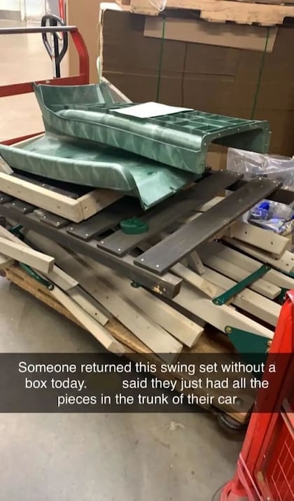 Devolver no está mal, pero en la caja es más adecuado