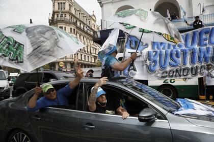 La caravana por el Día de la Lealtad en la ciudad de Buenos Aires
