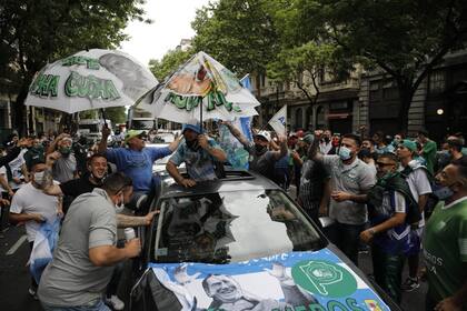 Los sindicatos afines al moyanismo se movilizaron al Obelisco y la Plaza de Mayo