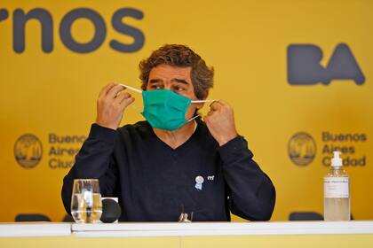 Fernán Quirós, ministro de Salud porteño