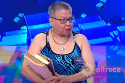 Diana es cuidadora de perros y llevó su amuleto de la suerte a Los 8 escalones (Foto: Captura)